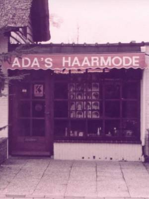 Ada's Haarmode onze geschiedenis 1979